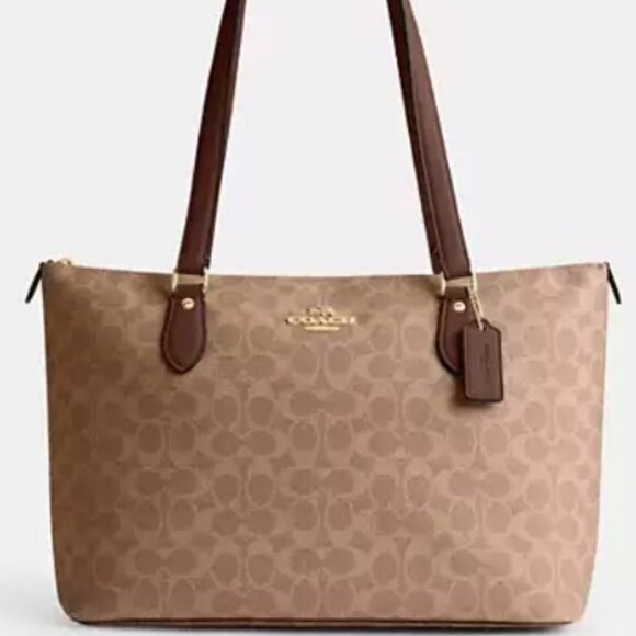 BRAND NEW WITH TAGS  COACH Gallery Tote Bag In Signature Canvas - Picture 1 of 2